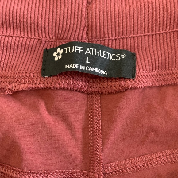 NWOT Tuff Athletics Shorts - Picture 3 of 3